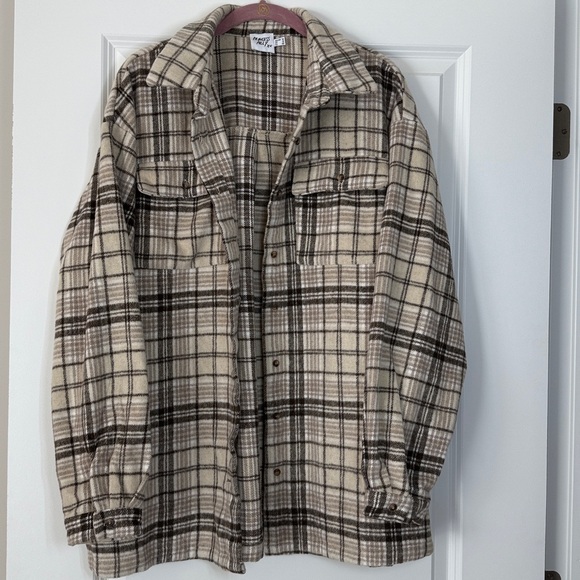 Princess Poly Shacket - Picture 5 of 10